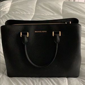 Mk purse
